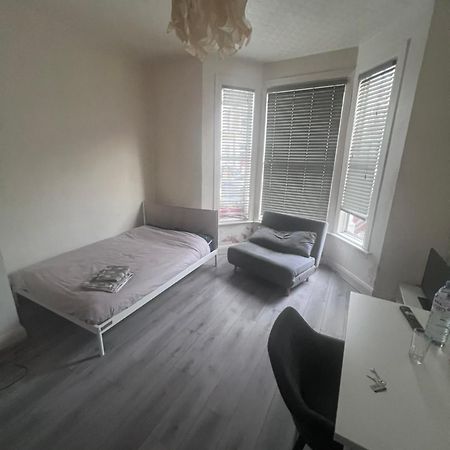 Relaxing&Cozy Room Londen Buitenkant foto